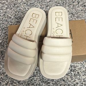 Matisse. Platform sandal. Nude. Size 7. Worn once.